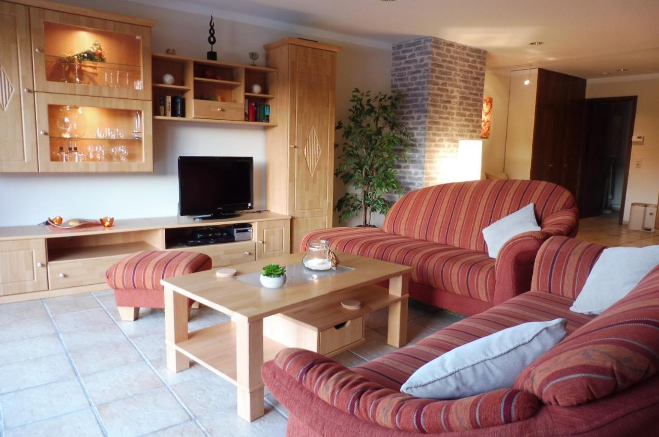 Exklusive Ferienwohnung 'Agger-Blick' Mit Grosser Seeblick-Terrasse & Sauna Gummersbach Bagian luar foto