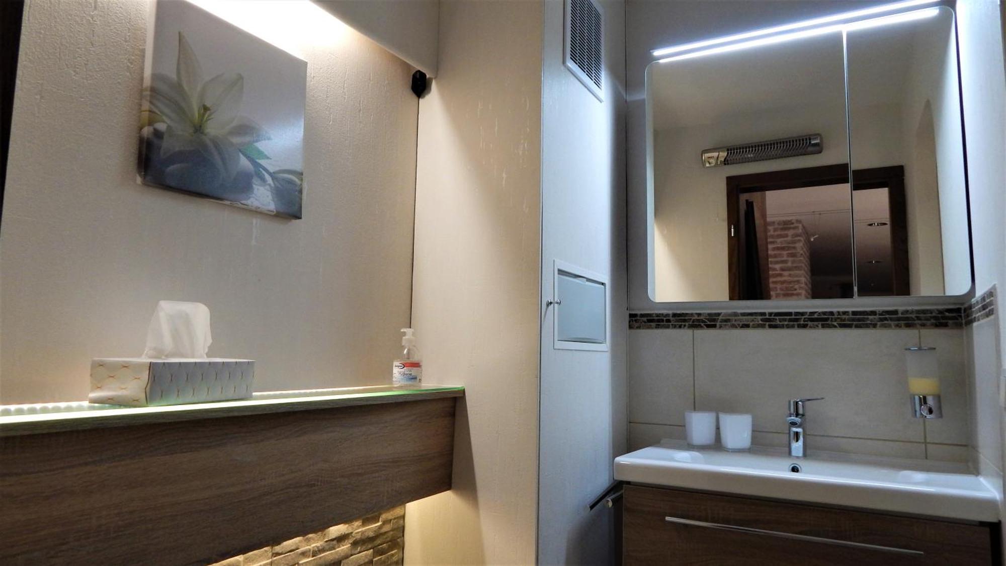 Exklusive Ferienwohnung 'Agger-Blick' Mit Grosser Seeblick-Terrasse & Sauna Gummersbach Bagian luar foto