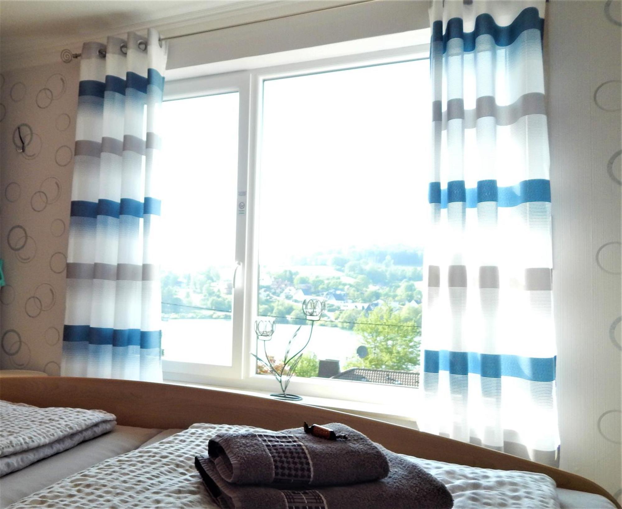 Exklusive Ferienwohnung 'Agger-Blick' Mit Grosser Seeblick-Terrasse & Sauna Gummersbach Bagian luar foto